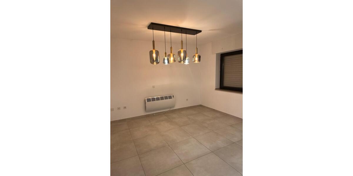 Dachgeschoßwohnung Bergheim - 5 Zimmer, 150 m&sup2;, 2.950&euro; | Angebot:25920058