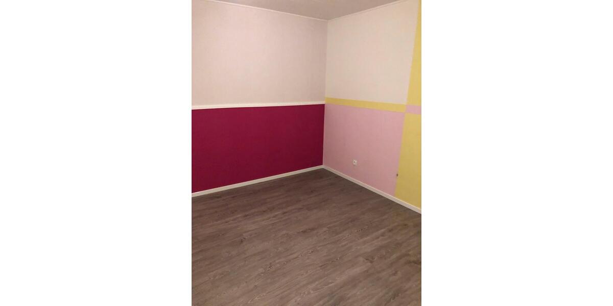 Etagenwohnung Niederzier - 3 Zimmer, 75 m&sup2;, 150.000&euro; | Angebot:26957611