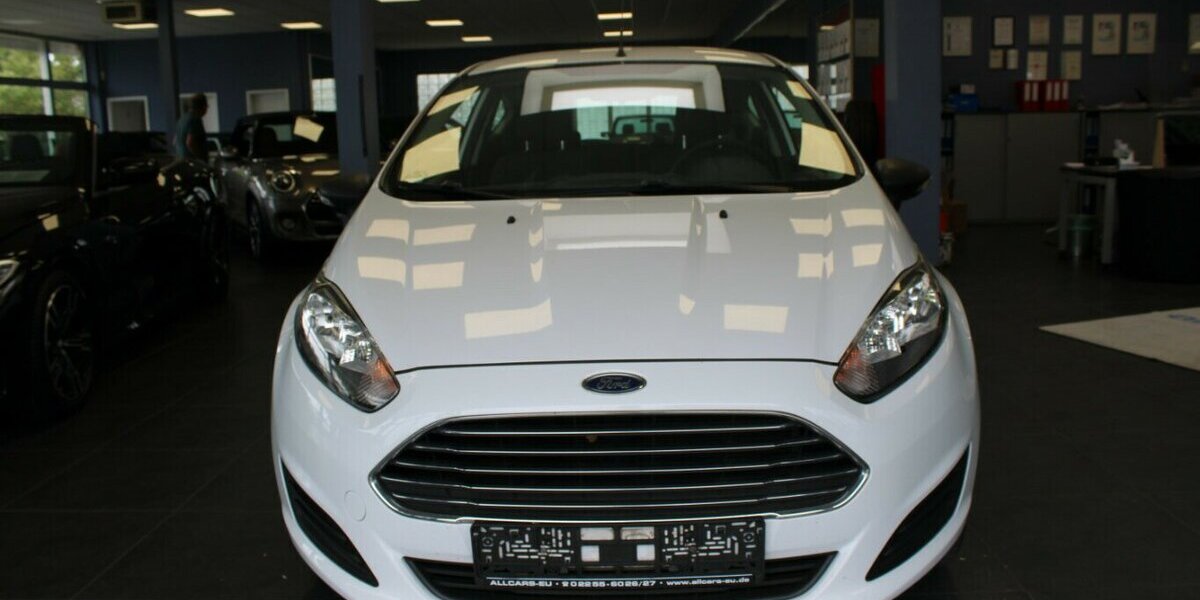 Ford Fiesta 1.2 - Klima - 85.572 km 4.980 &euro; Euskirchen 53881