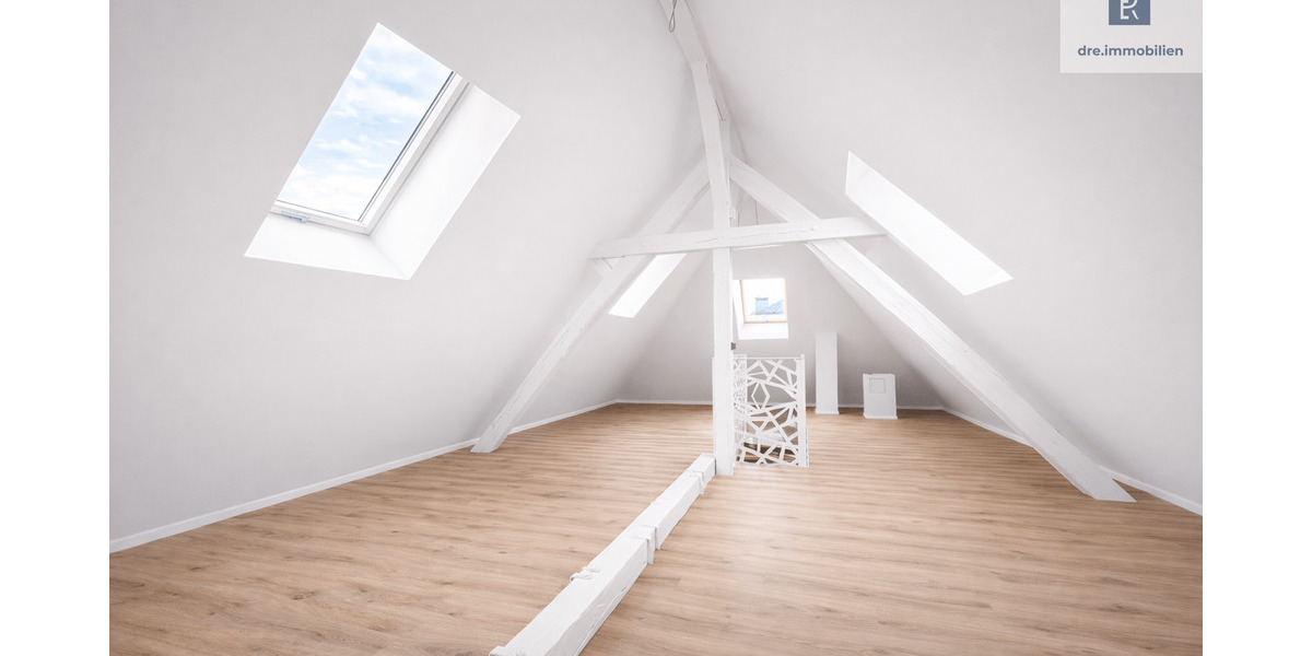 Etagenwohnung Köln Neustadt-Nord - 2 Zimmer, 111 m&sup2;, 2.190&euro; | Angebot:25688978