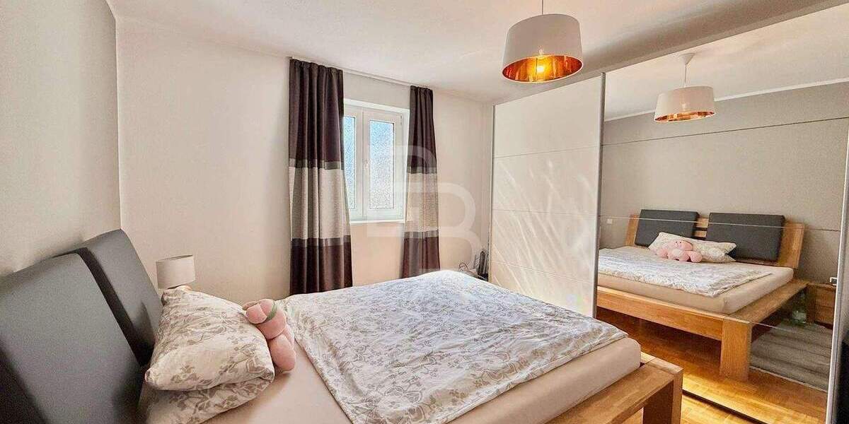 Etagenwohnung Köln Niehl - 2 Zimmer, 70 m&sup2;, 350.000&euro; | Angebot:25776344