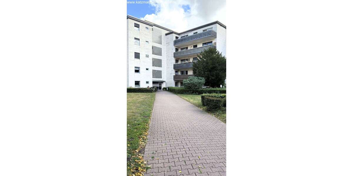 Etagenwohnung Bergheim - 3 Zimmer, 82 m&sup2;, 129.000&euro; | Angebot:23768128