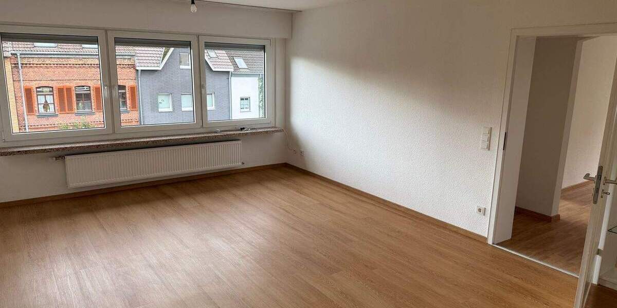 Etagenwohnung Brühl Pingsdorf - 3 Zimmer, 84 m&sup2;, 1.000&euro; | Angebot:25726743