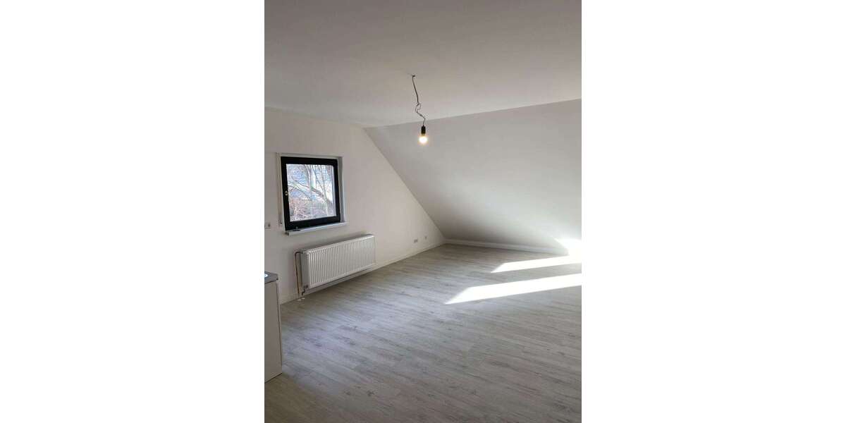 Etagenwohnung Köln Poll - 1 Zimmer, 26 m&sup2;, 775&euro; | Angebot:24954751