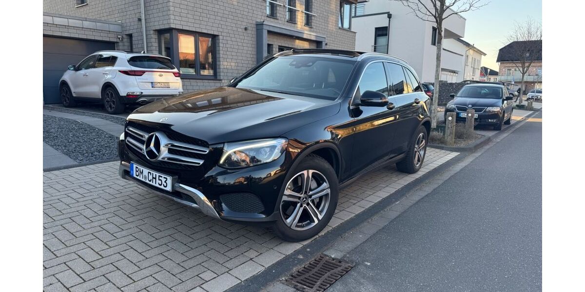 Mercedes-Benz GLC 220 112.000 km 26.700 &euro; Kerpen 50171