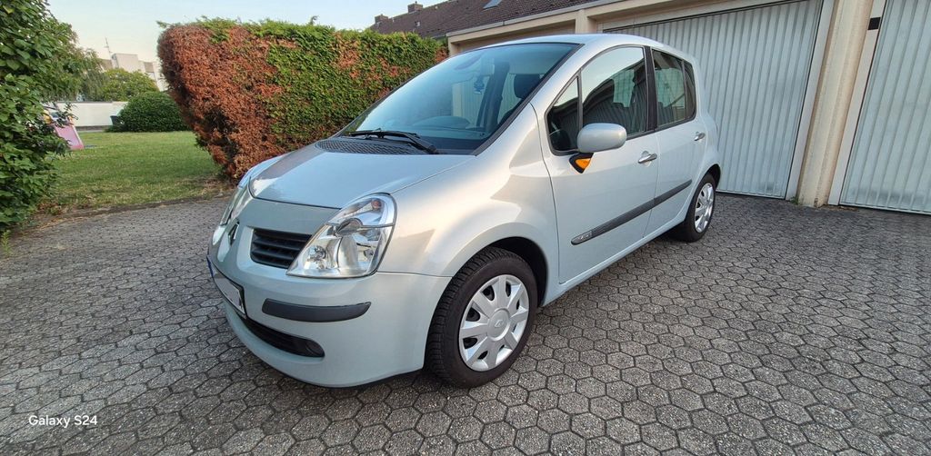 Renault Modus 189.000 km 1.800 &euro; Niederkassel 53859