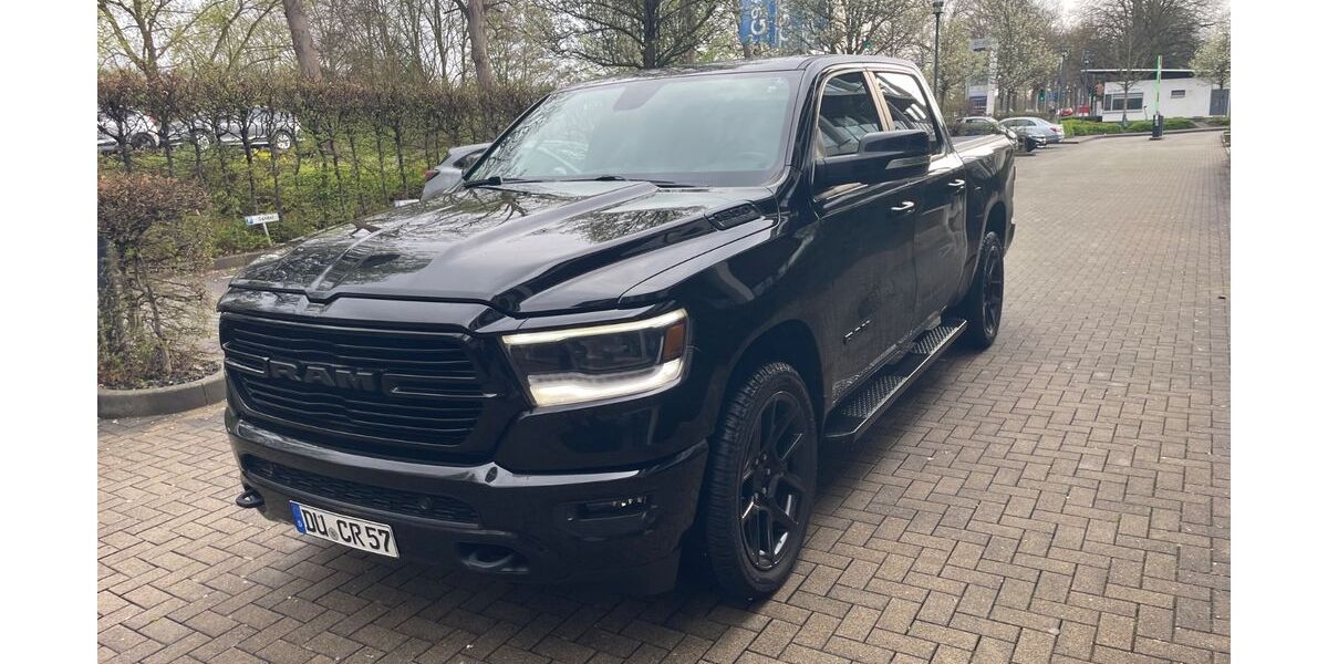Dodge RAM 114.000 km 35.900 &euro; Köln 50858