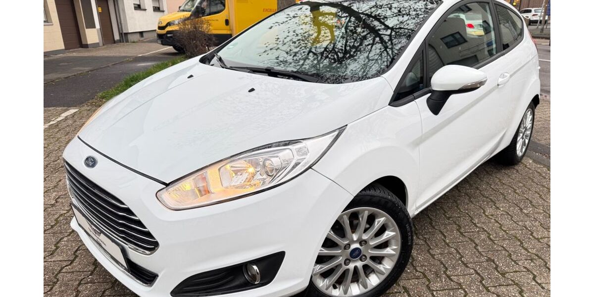 Ford Fiesta 77.000 km 6.599 &euro; Köln/Wahn 51147