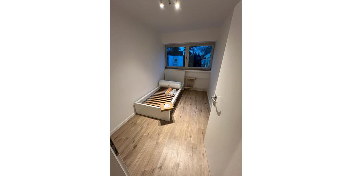 Etagenwohnung Köln Ehrenfeld - 3 Zimmer, 81 m&sup2;, 1.800&euro; | Angebot:25961236