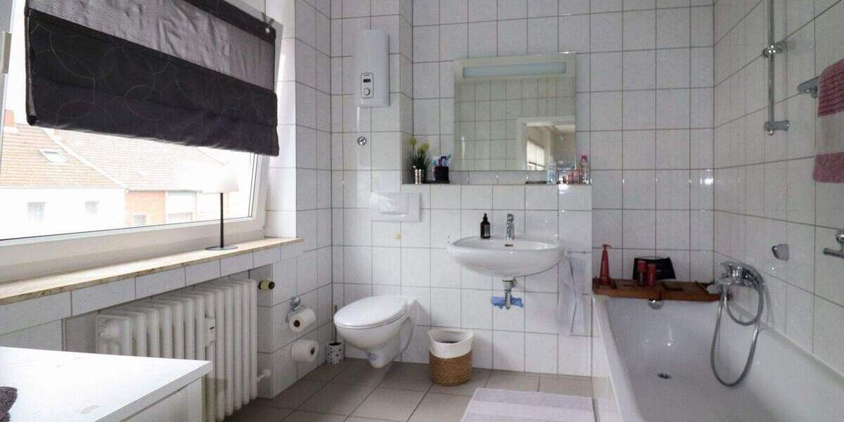Gewerbeobjekt Grevenbroich Stadtmitte - 4 Zimmer, 4.900.000&euro; | Angebot:25687147