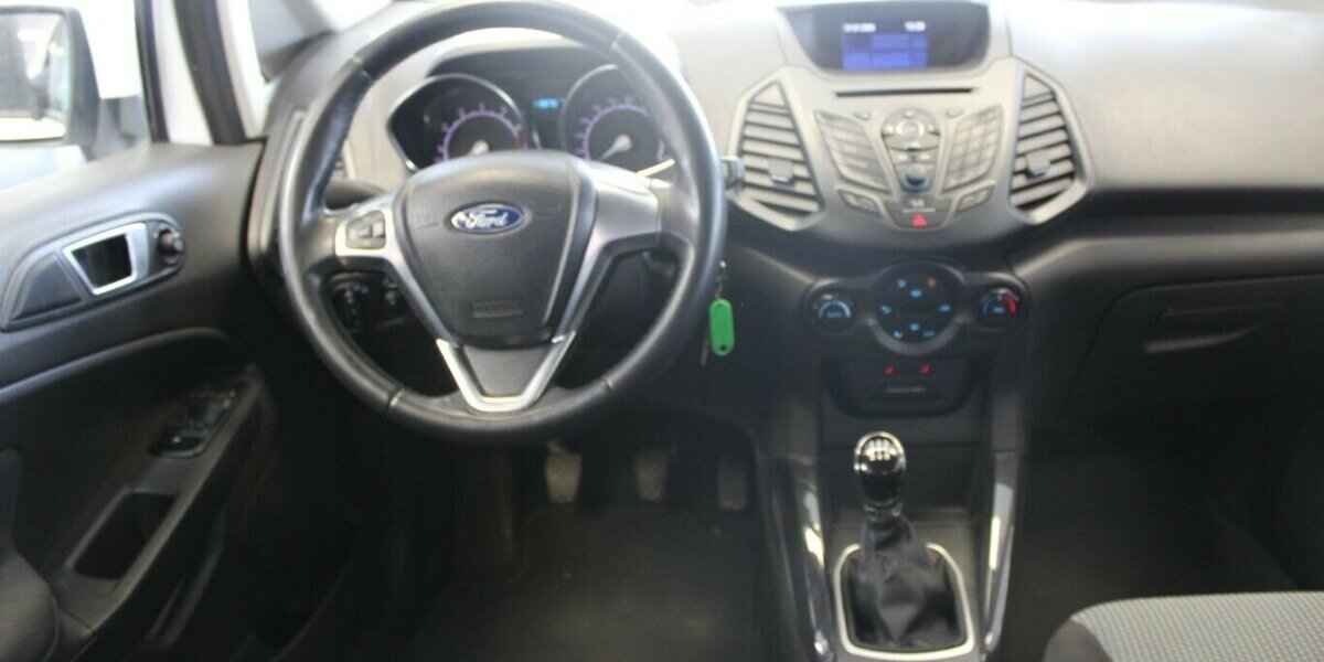 Ford EcoSport 1.0 - PDC - SHZ - Klima - 118.880 km 6.480 &euro; Euskirchen 53881