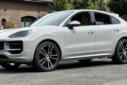 Porsche Cayenne 12.100 km 123.790 &euro; Frechen (bei Köln) 50226