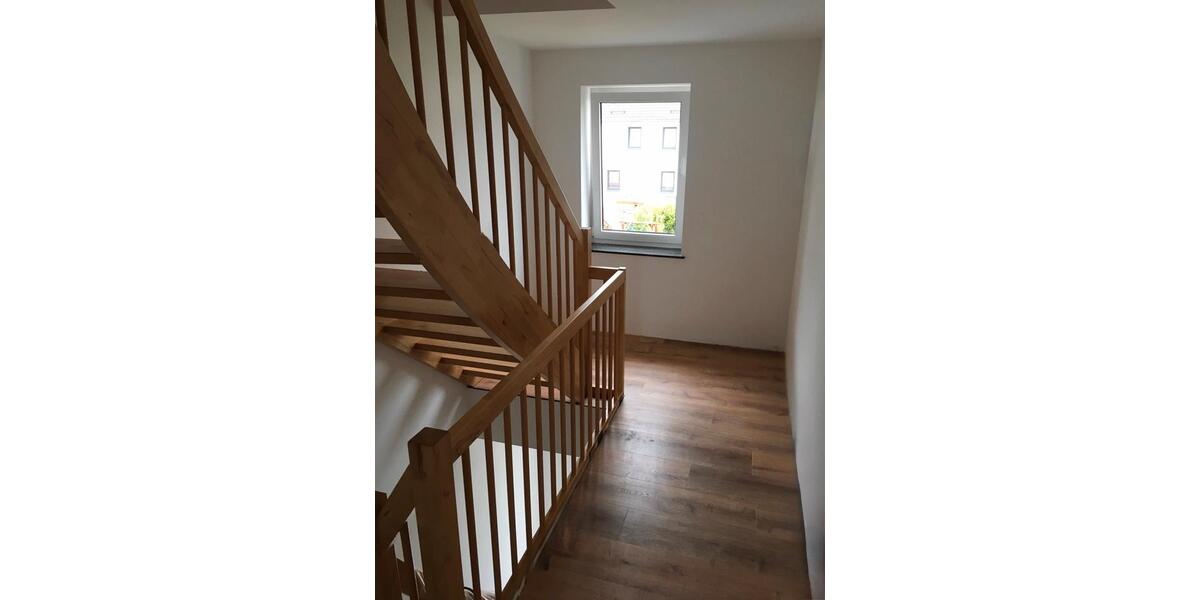 Reihenhaus Düren Distelrath - 4 Zimmer, 105 m&sup2;, 349.000&euro; | Angebot:25978927