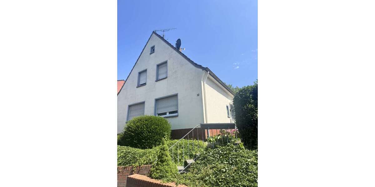 Einfamilienhaus Jüchen - 7 Zimmer, 252 m&sup2;, 450.000&euro; | Angebot:27168415