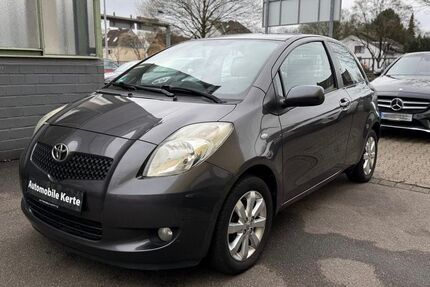 Toyota Yaris 188.000 km 2.390 &euro; Leverkusen 51373