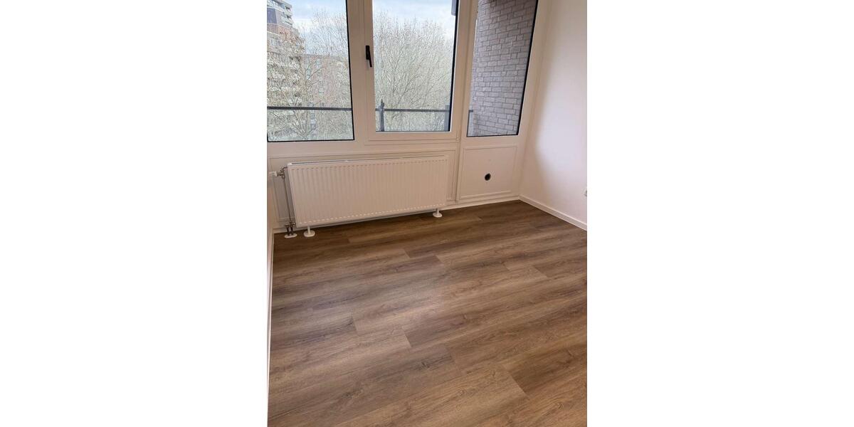 Etagenwohnung Köln Porz - 3 Zimmer, 96 m&sup2;, 1.400&euro; | Angebot:25718785