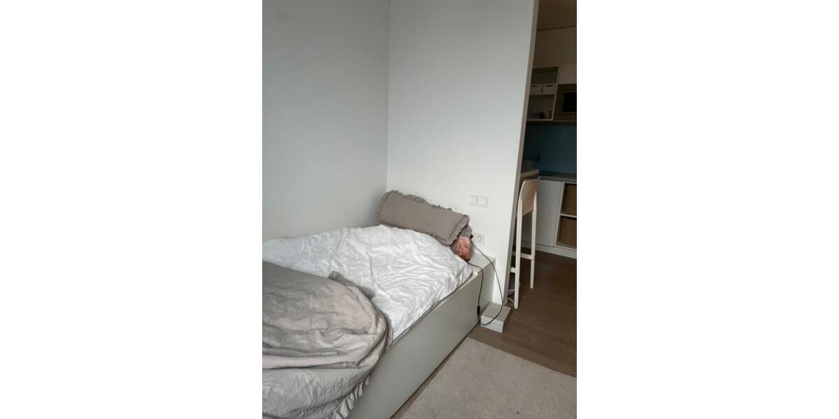 Etagenwohnung Köln Ehrenfeld - 2 Zimmer, 23 m&sup2;, 800&euro; | Angebot:26491212