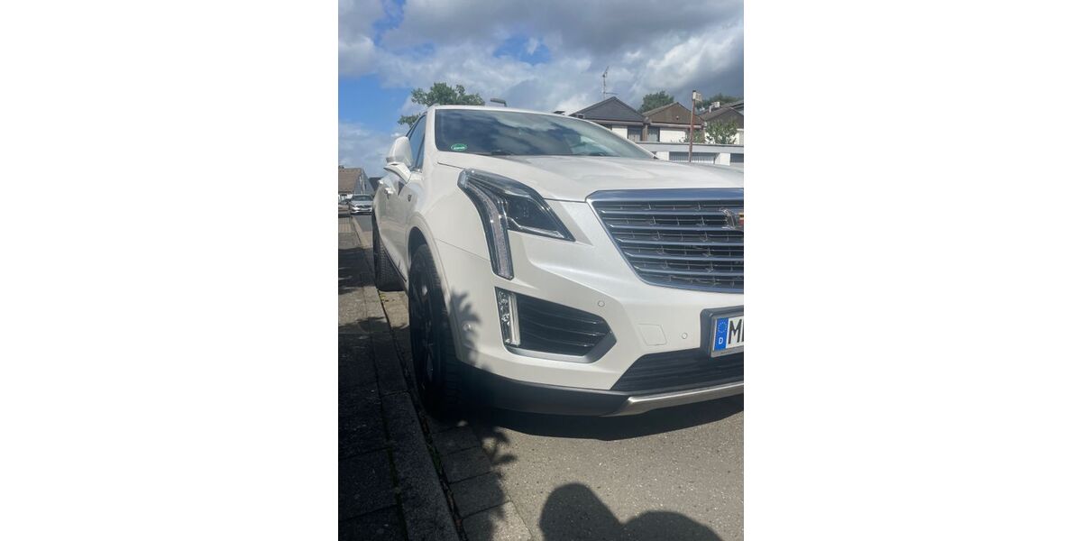 Cadillac XT5 110.000 km 18.000 &euro; Monheim am Rhein 40789