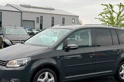 VW Touran 244.000 km 3.500 &euro; Düren 52351