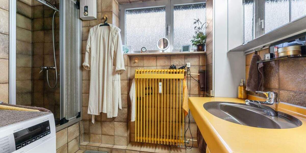 Etagenwohnung Erftstadt Liblar - 3 Zimmer, 80 m&sup2;, 235.000&euro; | Angebot:25685039