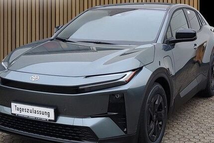 Toyota C-HR 3.000 km 43.590 &euro; Leverkusen 51381