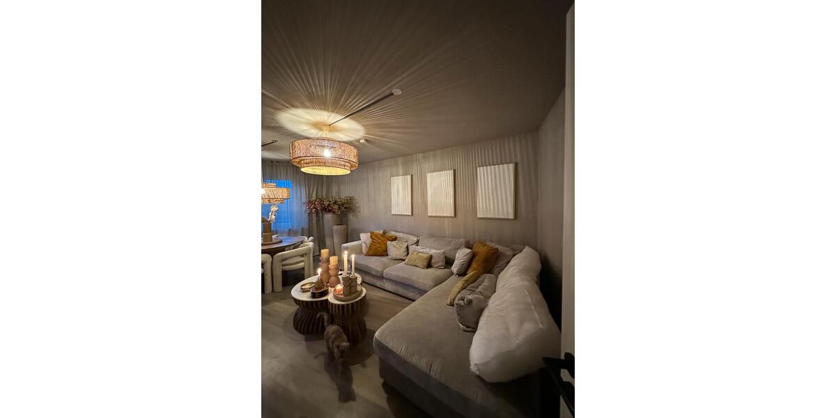 Etagenwohnung Köln Chorweiler - 3 Zimmer, 88 m&sup2;, 1.300&euro; | Angebot:25106579