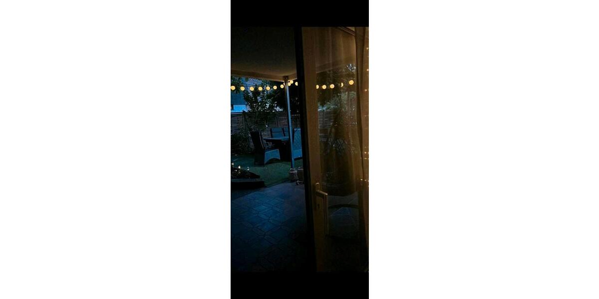 Reihenhaus Hürth - 3 Zimmer, 120 m&sup2;, 1.950&euro; | Angebot:25998367