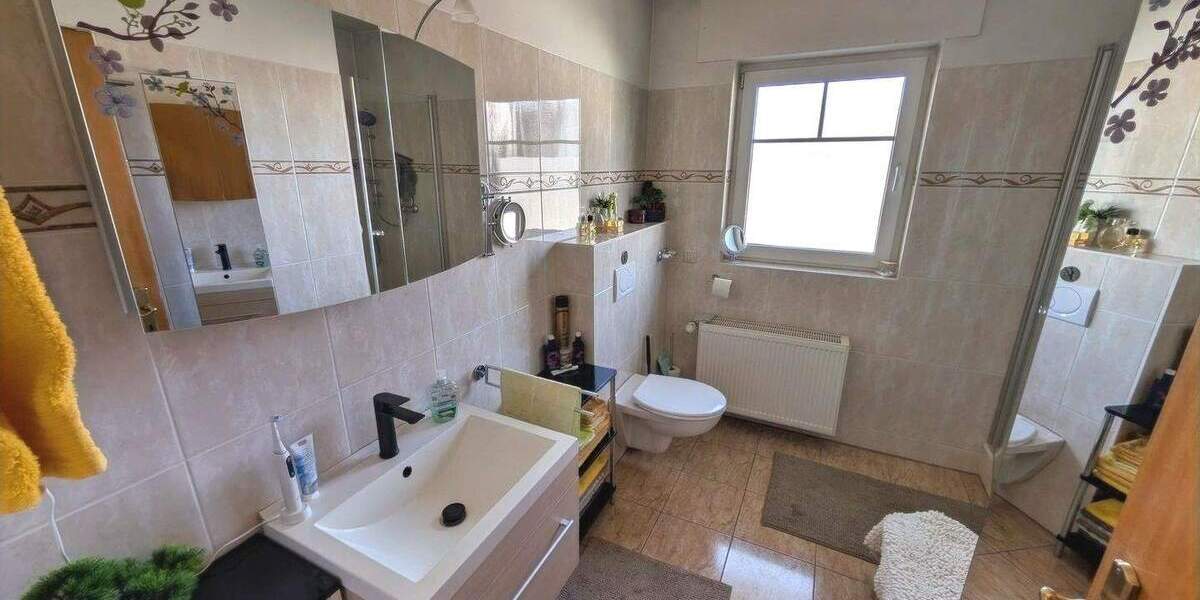 Mehrfamilienhaus, Wohnhaus Bergheim Thorr - 9 Zimmer, 595.000&euro; | Angebot:25779574