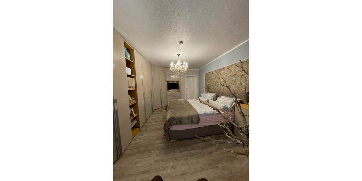 Erdgeschoßwohnung Köln Lindenthal - 5 Zimmer, 220 m&sup2;, 539.000&euro; | Angebot:25916142