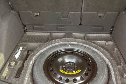 Ford Kuga 92.000 km 13.800 &euro; Bergheim 50127