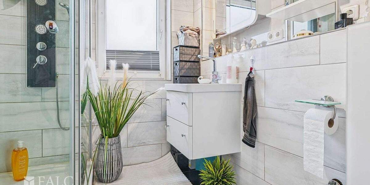 Etagenwohnung Brühl Kierberg - 3 Zimmer, 78 m&sup2;, 245.000&euro; | Angebot:25696522