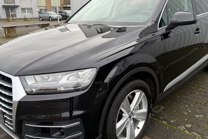 Audi Q7 157.594 km 34.990 &euro; Köln 50767