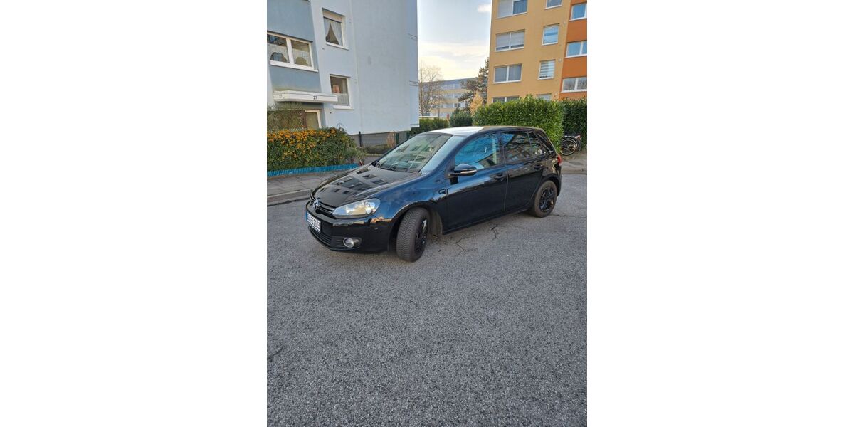 VW Golf 182.000 km 6.800 &euro; Dormagen 41540