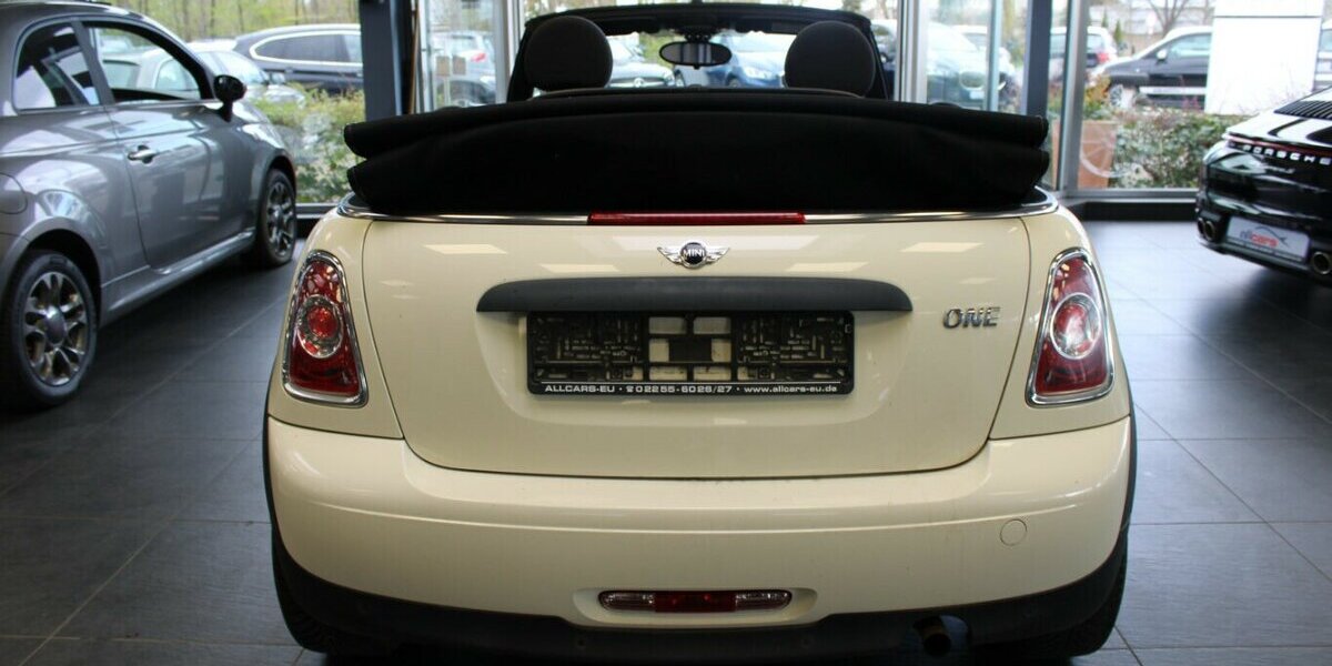 Mini One Cabrio 73.682 km 10.780 &euro; Euskirchen 53881