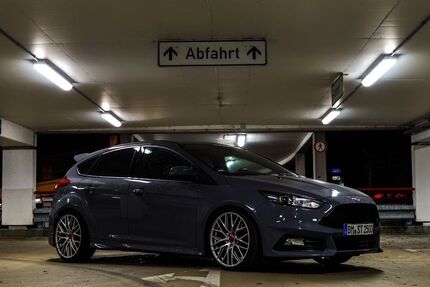 Ford Focus 94.000 km 17.500 &euro; Hürth 50354