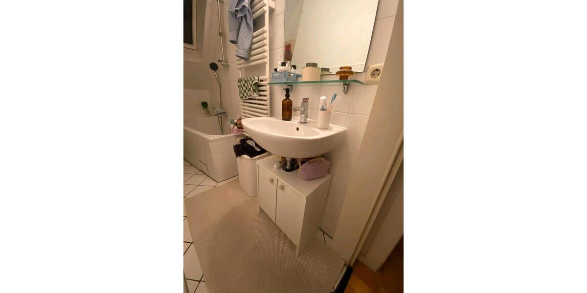 Dachgeschoßwohnung Köln Lindenthal - 1 Zimmer, 34 m&sup2;, 236.000&euro; | Angebot:25992672