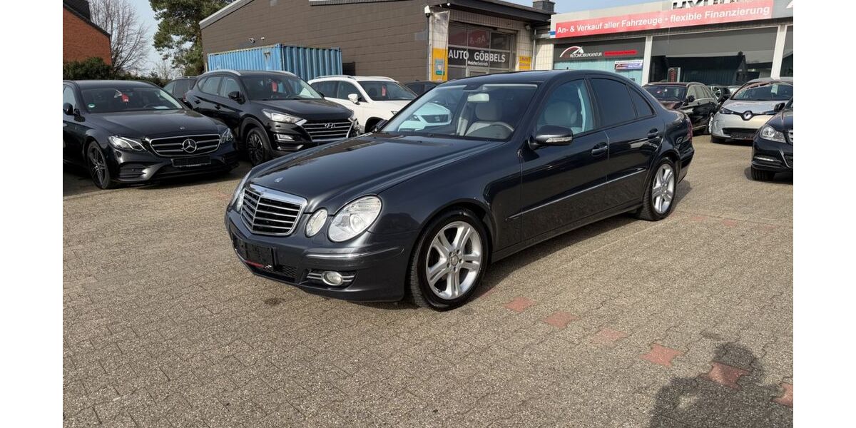 Mercedes-Benz E 200 121.874 km 10.990 &euro; Aldenhoven 52457