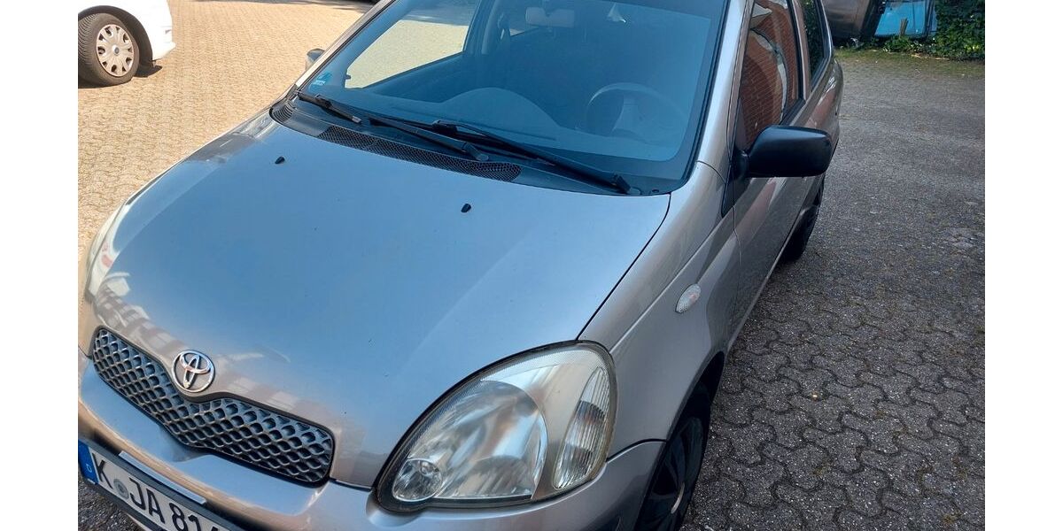 Toyota Yaris 190.000 km 1.300 &euro; Leverkusen 51374