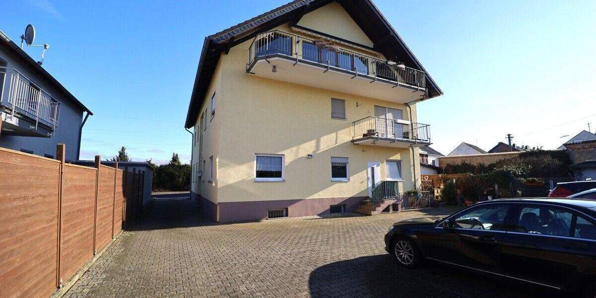 Etagenwohnung Euskirchen / Roitzheim Roitzheim - 263.000&euro; | Angebot:25772203
