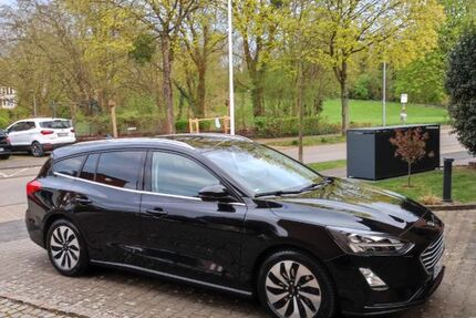 Ford Focus 64.070 km 13.990 &euro; Bedburg 50181