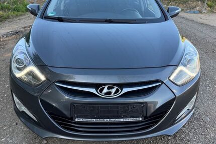 Hyundai i40 341.890 km 3.890 &euro; Bergheim (Rhein-Erftkreis) 50129