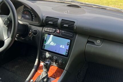 Mercedes-Benz 220 237.500 km 2.800 &euro; Rommerskirchen 41569