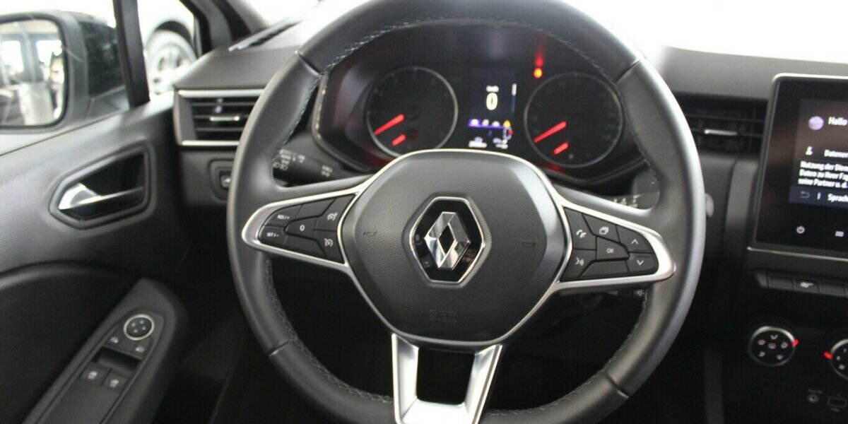 Renault Clio SCe 65 Equilibre 29.040 km 12.480 &euro; Euskirchen 53881