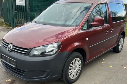 VW Caddy 183.000 km 6.999 &euro; Köln 50739