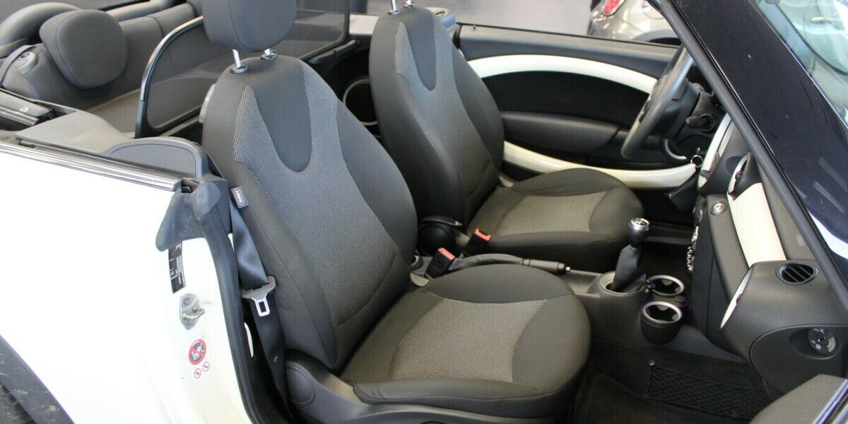 Mini One Cabrio 73.682 km 10.780 &euro; Euskirchen 53881