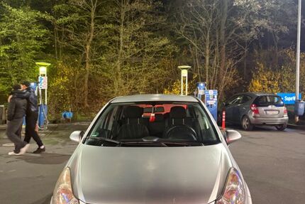 Opel Corsa 184.400 km 1.100 &euro; Köln 50765