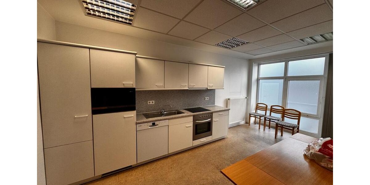 Gewerbeobjekt Düren Mariaweiler-Hoven - 3.190&euro; | Angebot:21987765