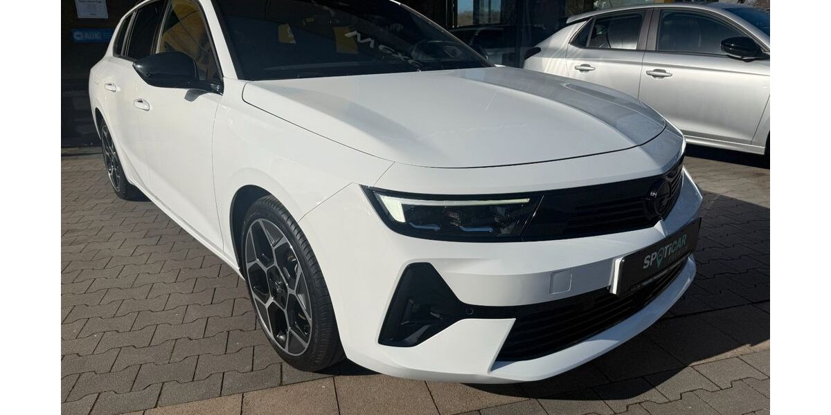 Opel Astra 15.280 km 24.880 &euro; Bornheim 53332