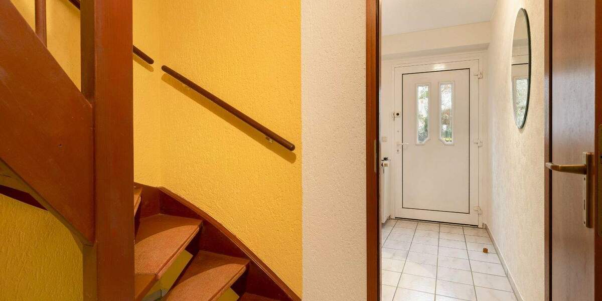 Reihenmittelhaus Wesseling Keldenich - 5 Zimmer, 138 m&sup2;, 399.000&euro; | Angebot:25692754