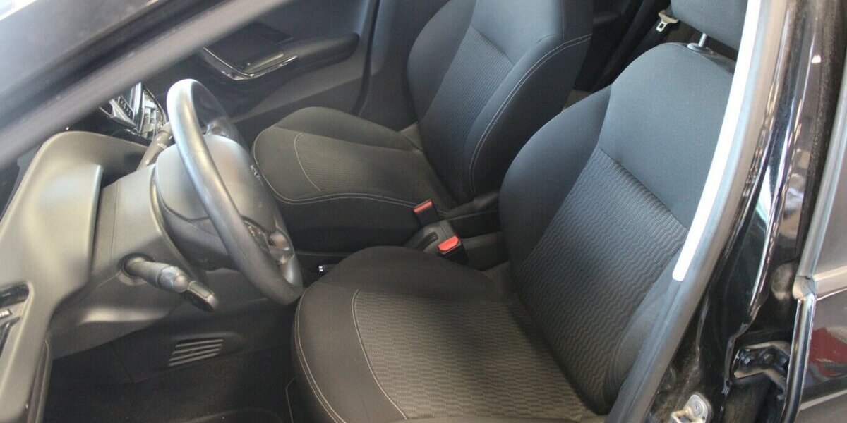 Peugeot 208 PureTech 82 Style 110.414 km 6.980 &euro; Euskirchen 53881